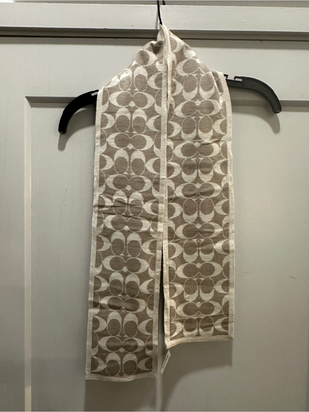 Coach 100% Merino Wool Reversible Signature Scarf – New With Tags